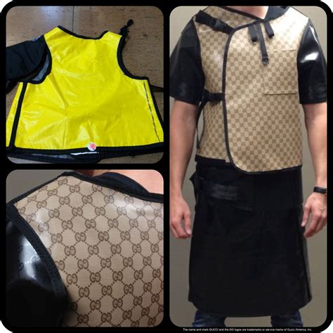 gucci snake apron